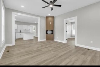 Building Photo - 101 Ellison Cir