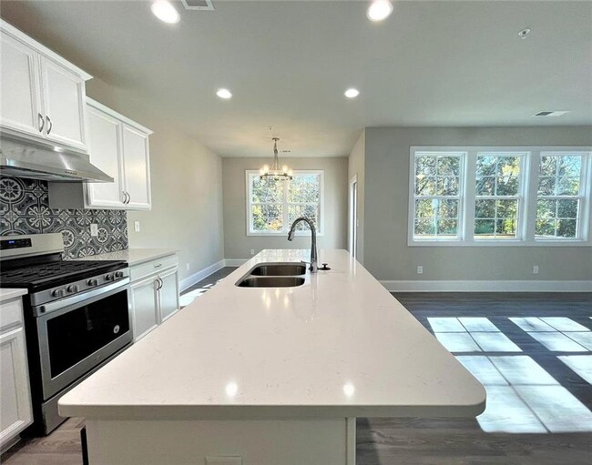 Building Photo - 661 Crosshaven Dr