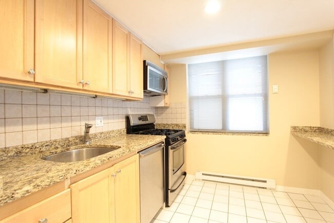 Building Photo - 172 Tremont St