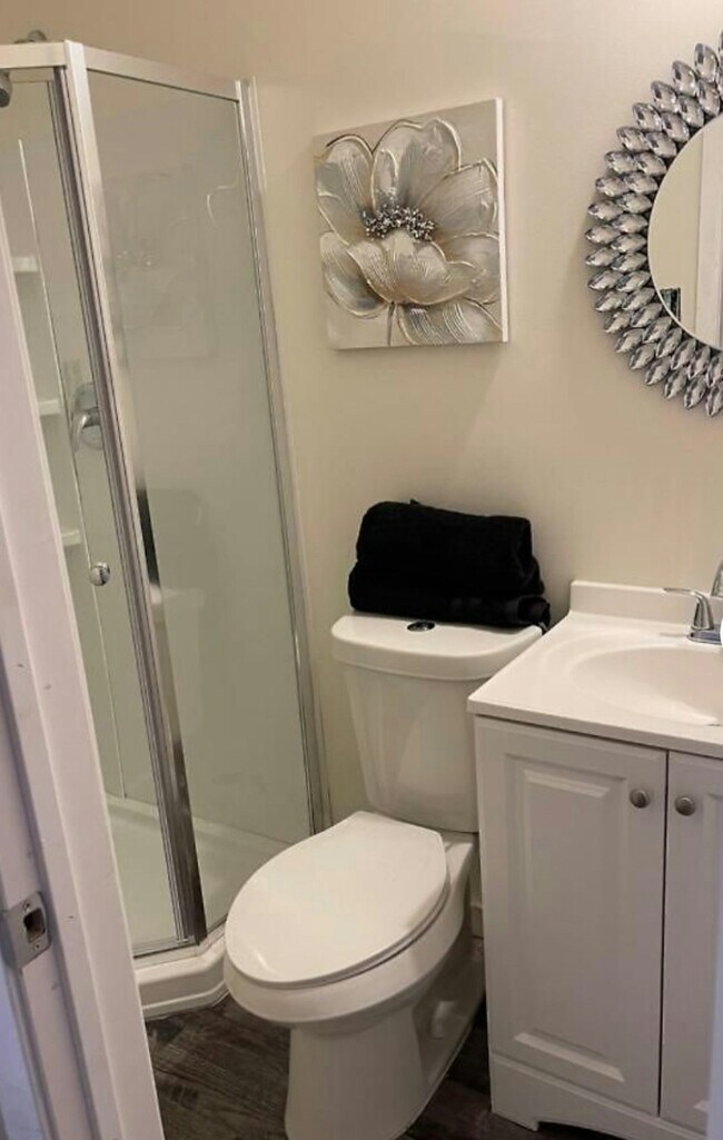 Building Photo - 4917 Ashlock Dr