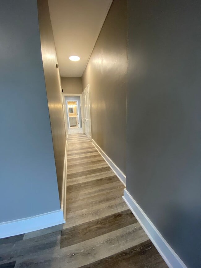 Foto del edificio - Remodeled one bedroom apartment