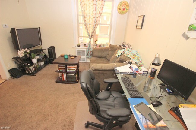 Building Photo - 1 br, 1 bath  - 330 Melwood Ave  for August