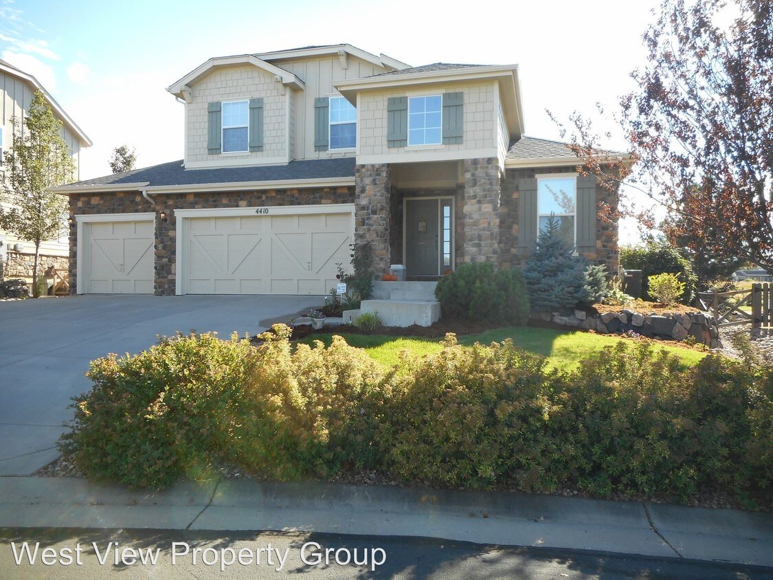 Primary Photo - 4410 W 107th Dr