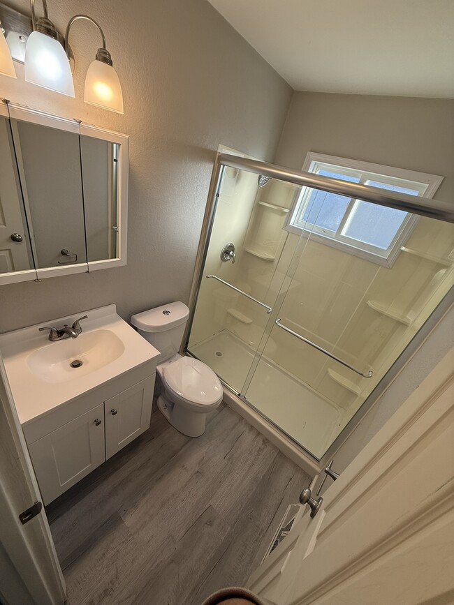 Building Photo - 3623 Terrace Dr