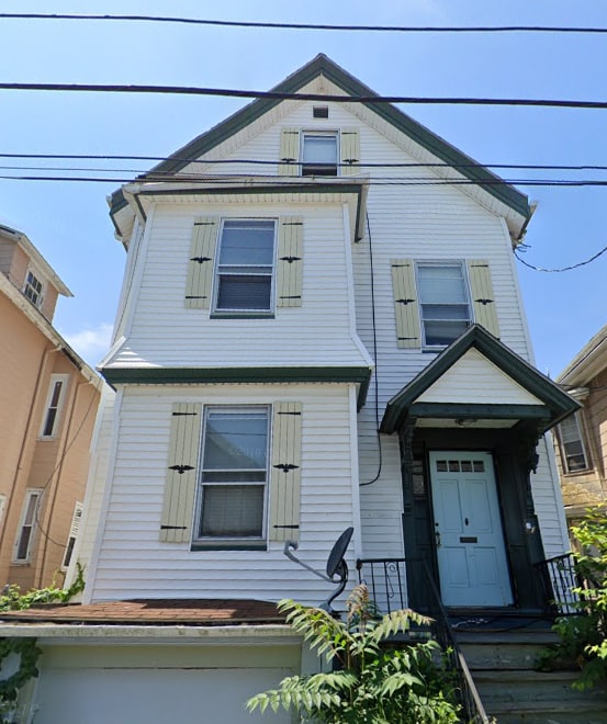 Building Photo - 14 Batchelder St
