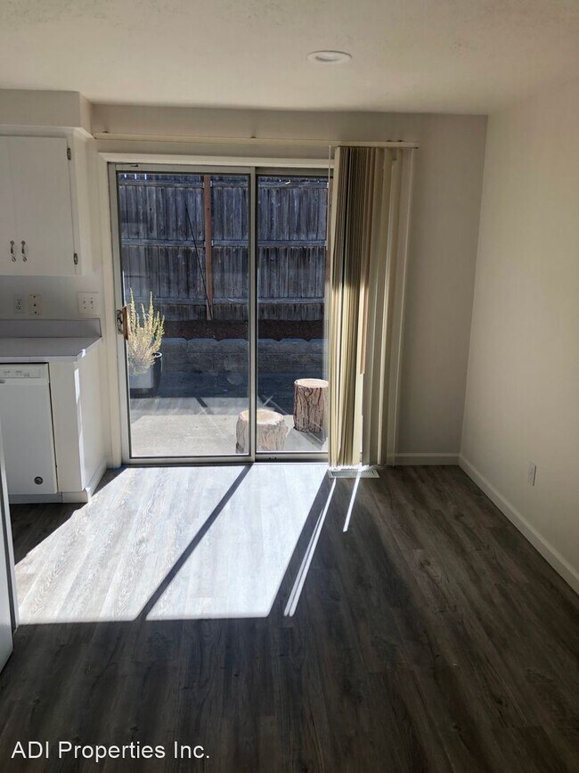 Foto del edificio - 3 br, 2 bath House - 18925 NW Illahe Street