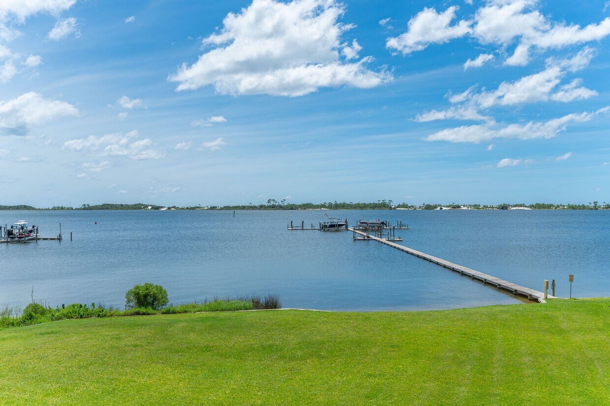 Primary Photo - Waterfront Condo!