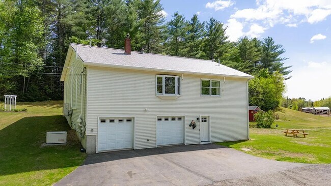 Building Photo - 1301 Hallowell Rd