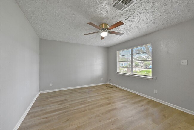Foto del edificio - 2803 22nd St