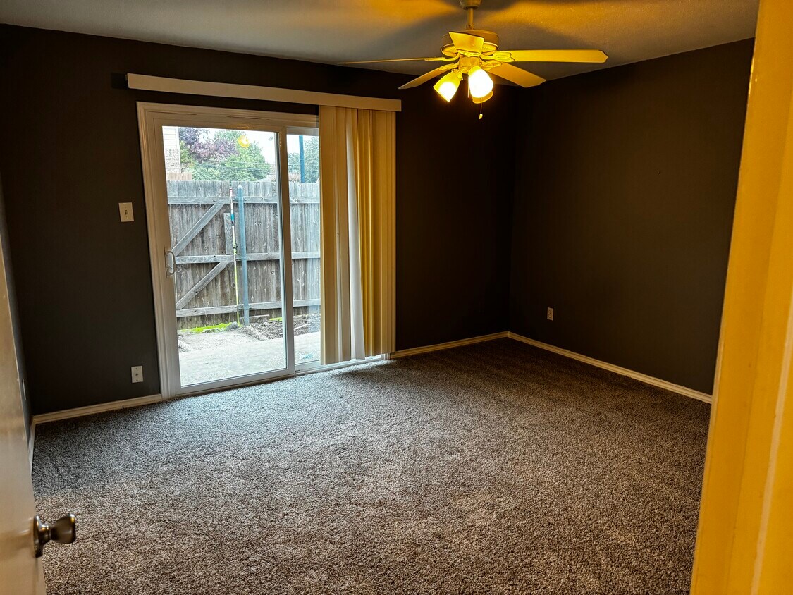 2500 E Park Blvd Unit U11, Plano, TX 75074 Condo for Rent in Plano