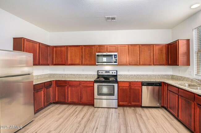 Foto del edificio - 5434 W Fulton St