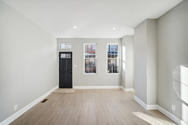 Building Photo - 1439 N 30th St