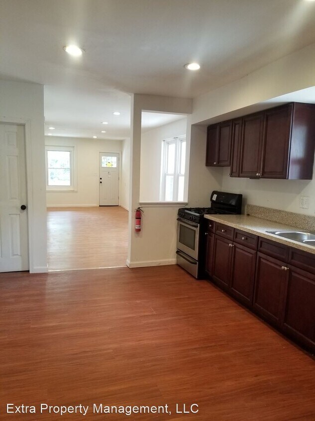 Primary Photo - 3 br, 1 bath House - 354 Cleveland Ave