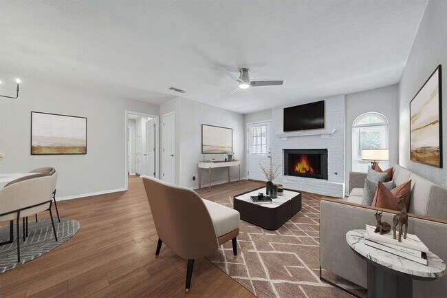 Foto del edificio - 1810 Mearns Meadow Blvd