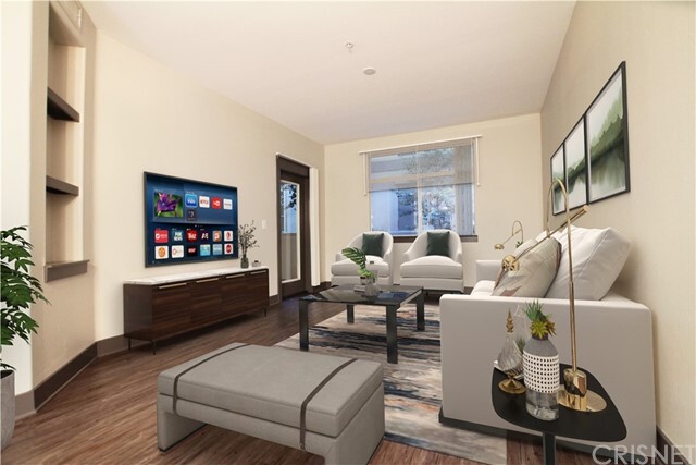 Foto principal - 24585 Town Center Dr