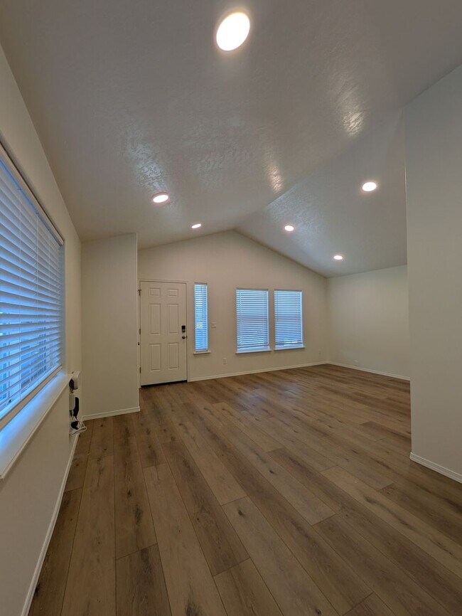 Foto del edificio - Single Level Home in New SunRidge Community