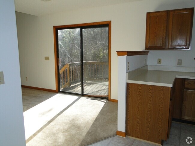 Building Photo - 1500 Partridgeberry Rd