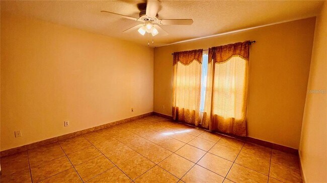 Building Photo - 161 Windrose Dr