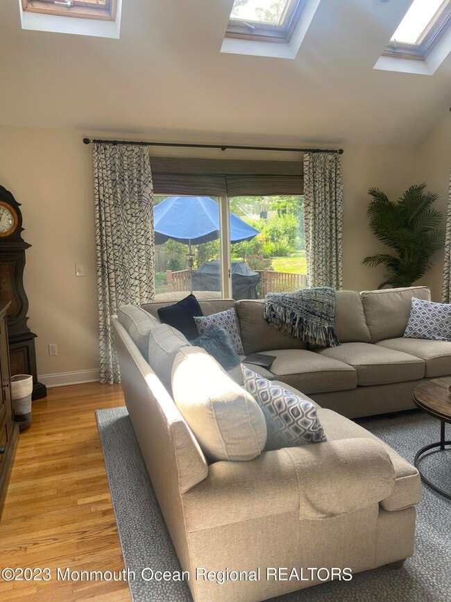 19 Oak Ln, Rumson, NJ 07760 House Rental in Rumson, NJ