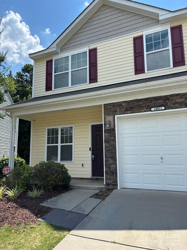 Building Photo - 14011 Singleleaf Lane