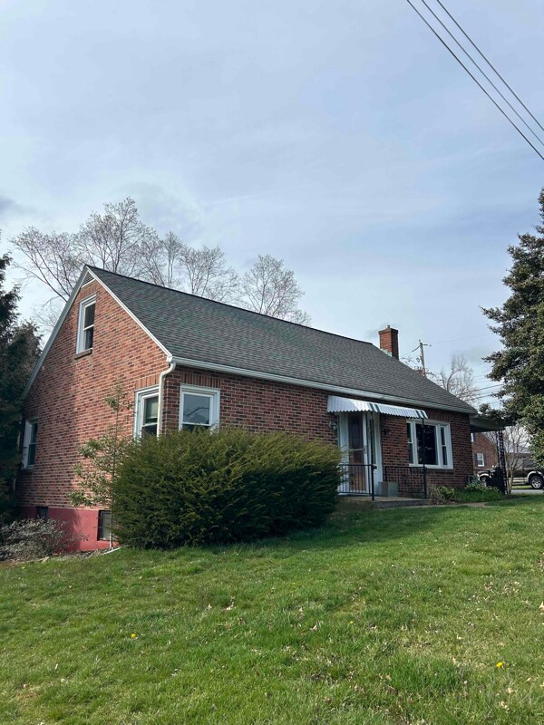Primary Photo - 228 Park Ave