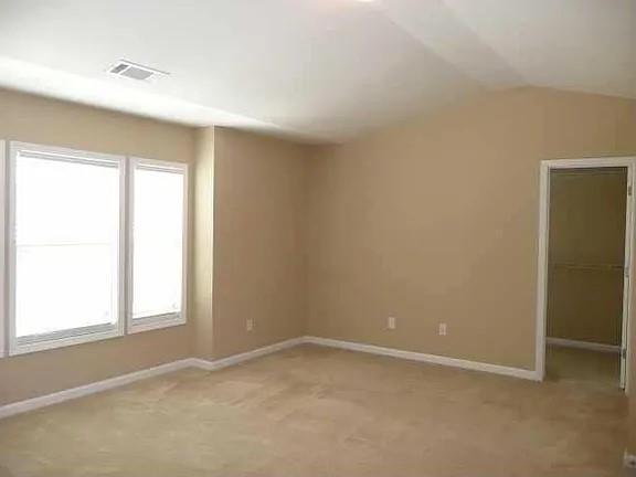 Building Photo - 5955 Bentley Way
