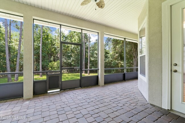 Building Photo - 713 Carthage Pl
