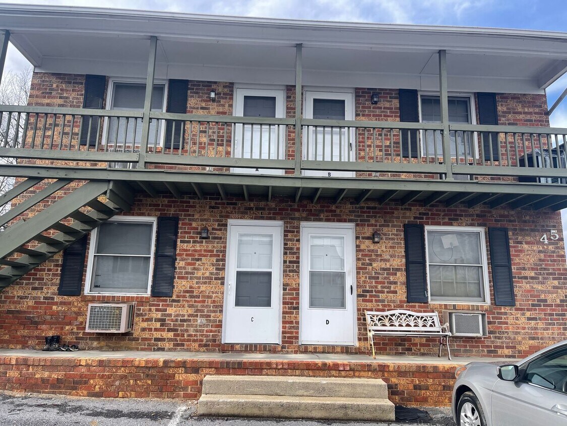 Primary Photo - 2 bedroom apartment in Harrisonburg