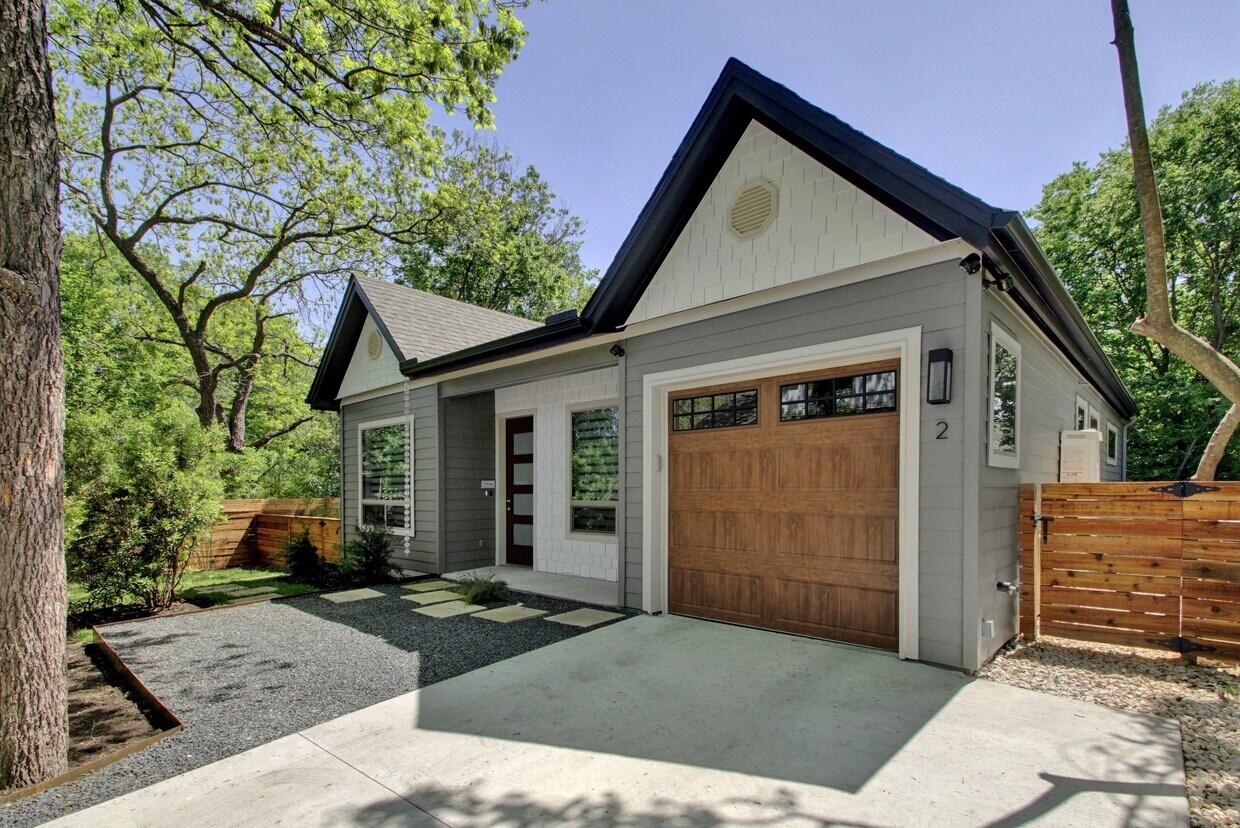 607 Brentwood St, Austin, TX 78752 House Rental in Austin, TX