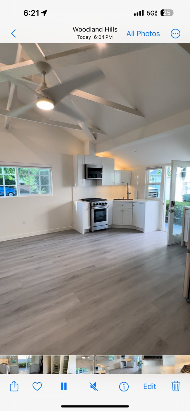 Building Photo - 22712 Leonora Dr