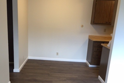 dining area - 2180 Fremont St