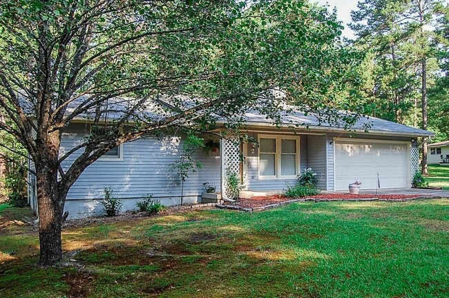 Building Photo - Central Hot Springs Village/Home/Unfurnished