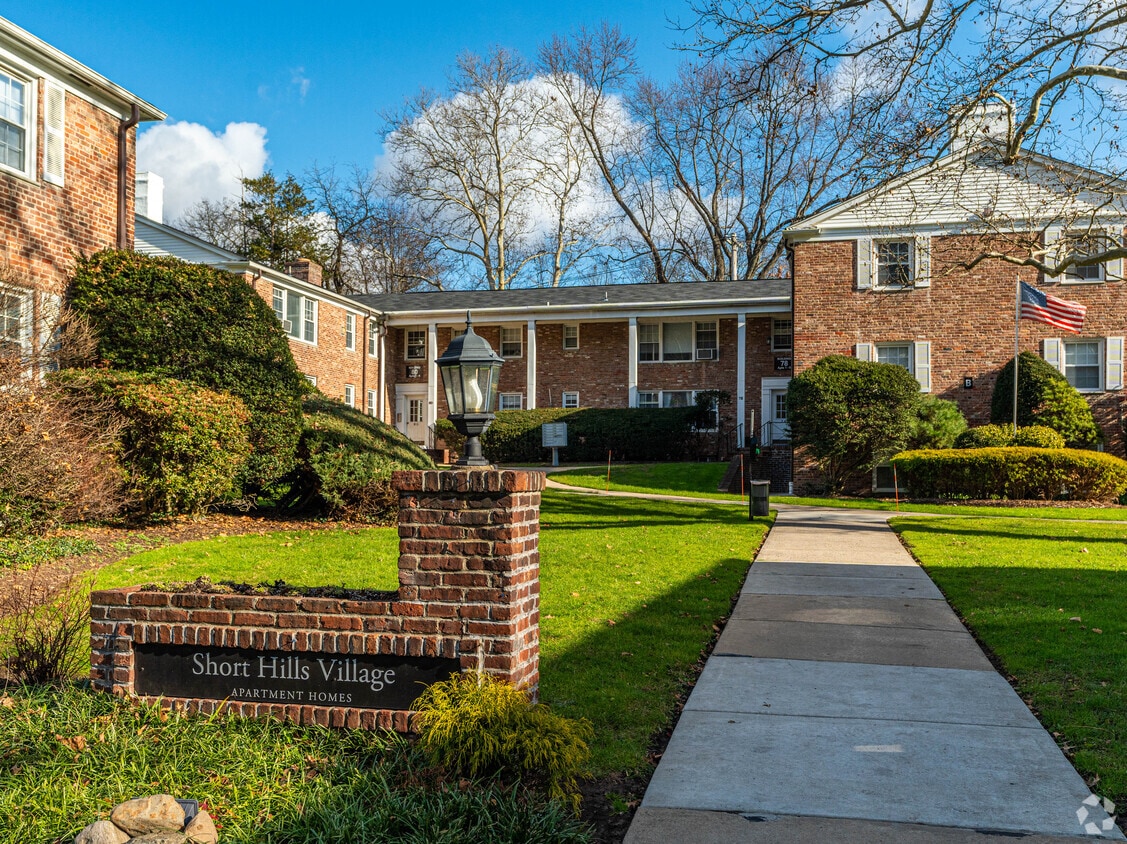 Short Hills Village Apartment Homes Apartments in Short Hills, NJ