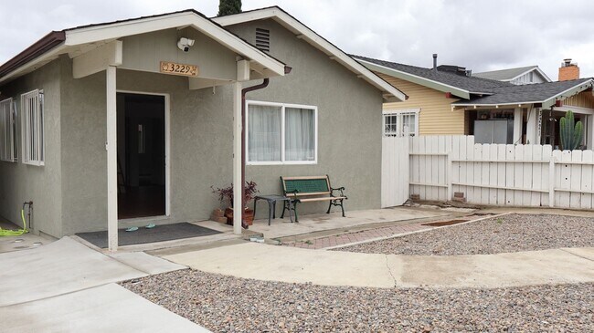 Foto del edificio - Single 2 bedrooms 2 baths house in San Diego CA.