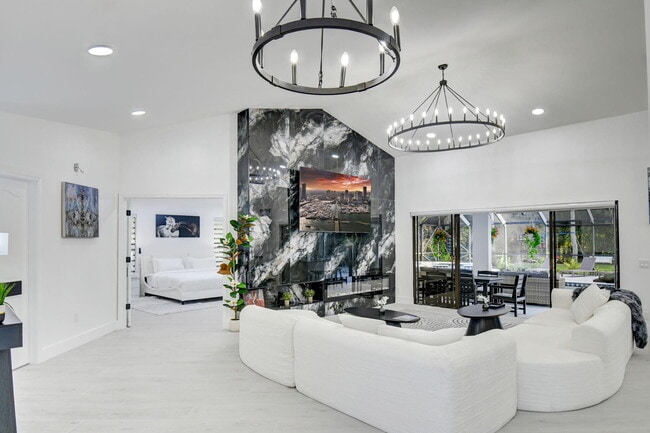 Building Photo - 13302 Doubletree Cir