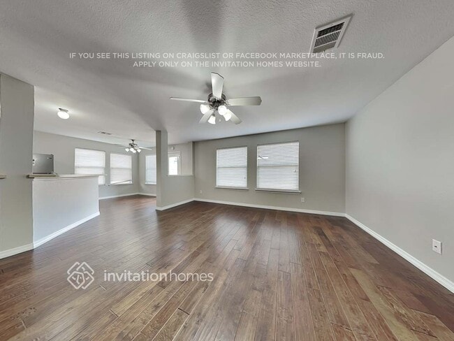 Foto del edificio - 708 Orchid Blvd