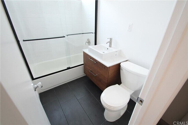 Foto del edificio - 1247 11th St