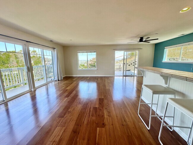 Foto del edificio - San Rafael Hillside Retreat