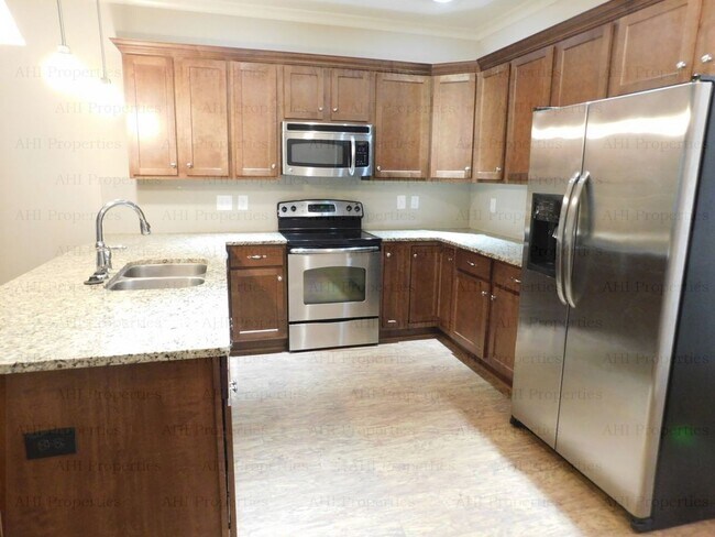 Foto del edificio - 4675 Cotswold Ln