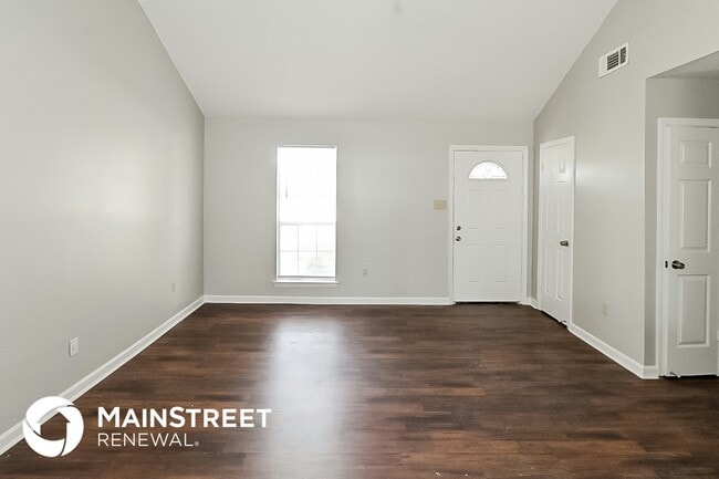 Building Photo - 6464 Elmwood Cove