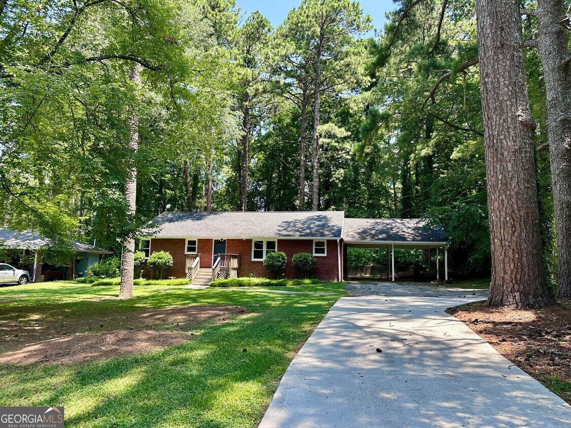 Foto principal - 2475 Hogan Rd