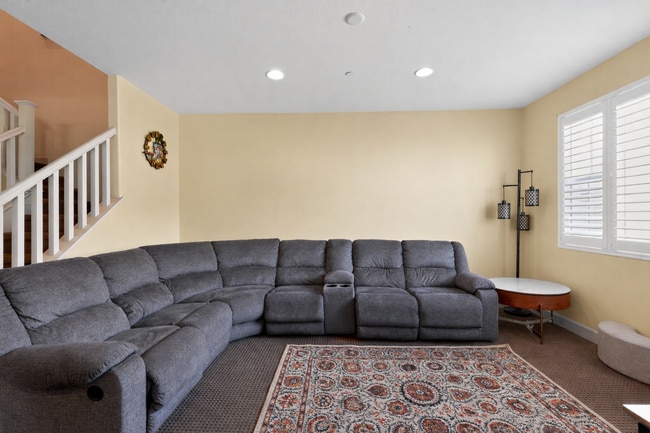 Foto del edificio - 306 Calle Rayo