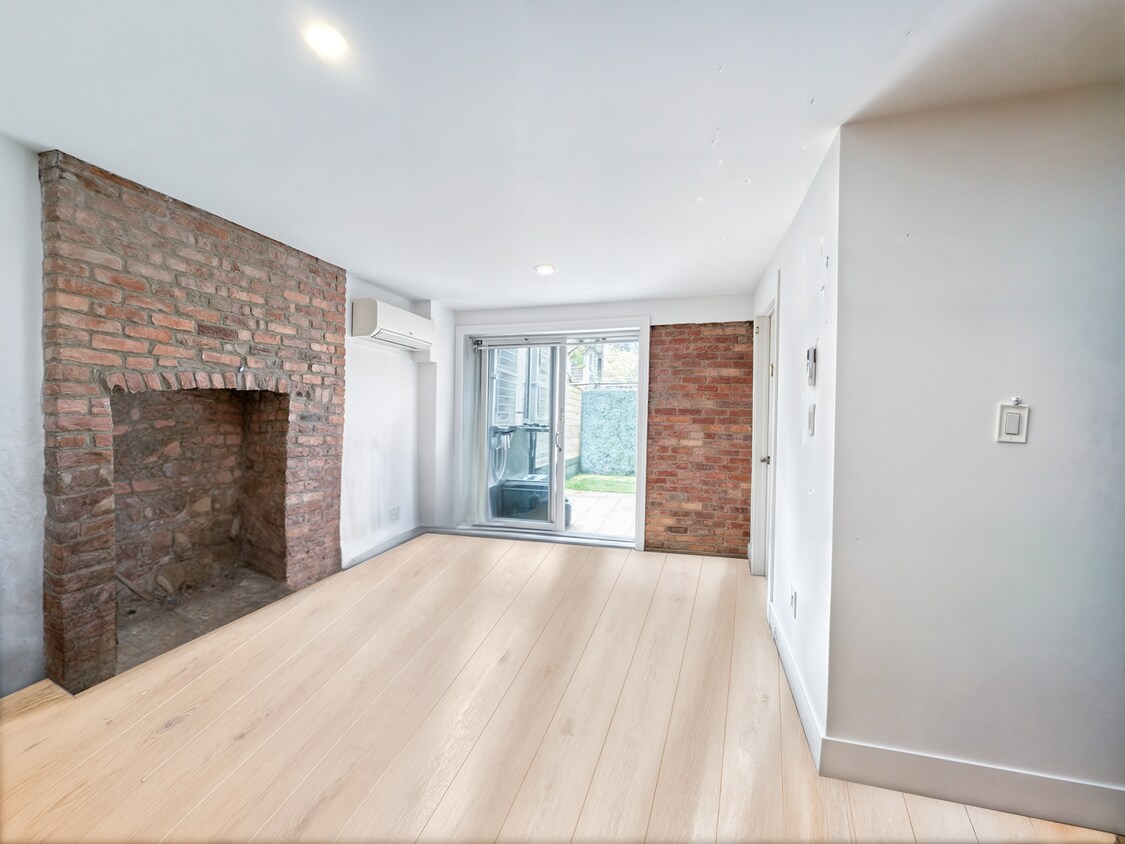 Primary Photo - 29 Moffat St