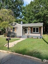 Building Photo - 408 Moultrie Square
