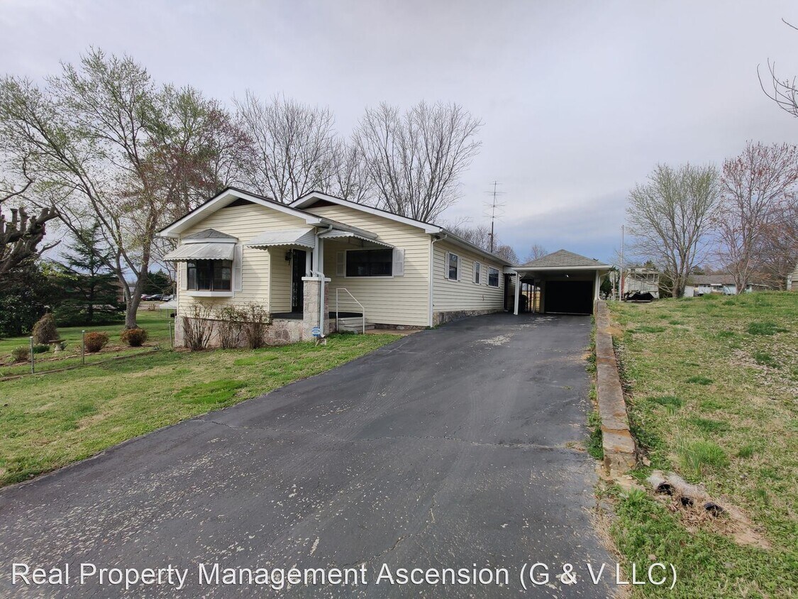 Foto principal - 3 br, 2.5 bath House - 33 Vermont St
