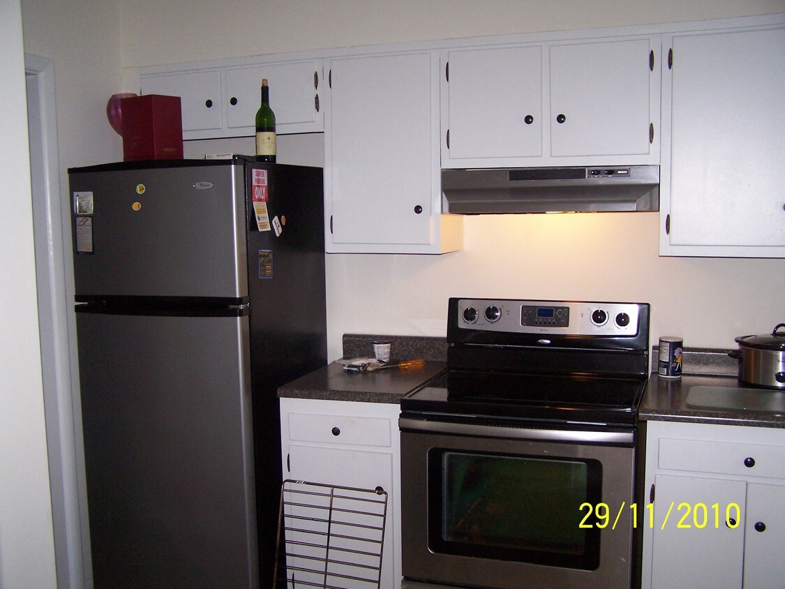 555 Winding Creek Rd, Fayetteville, NC 28305 Townhome Rentals in