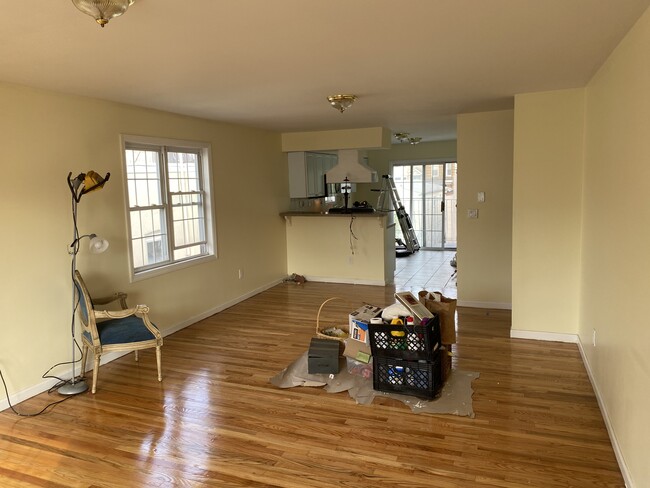 Building Photo - 4700 Grand Ave