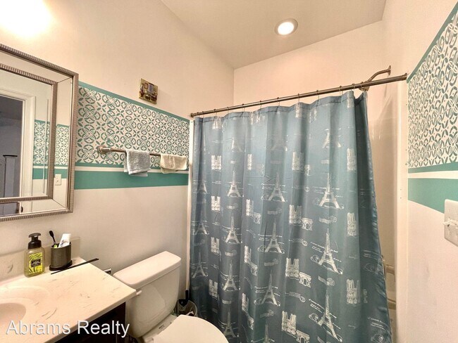 Foto del edificio - 3 br, 3.5 bath House - 4217 Clarendon Way