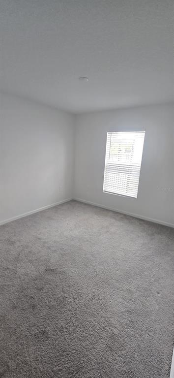 Foto del edificio - 5034 Barnet Dr