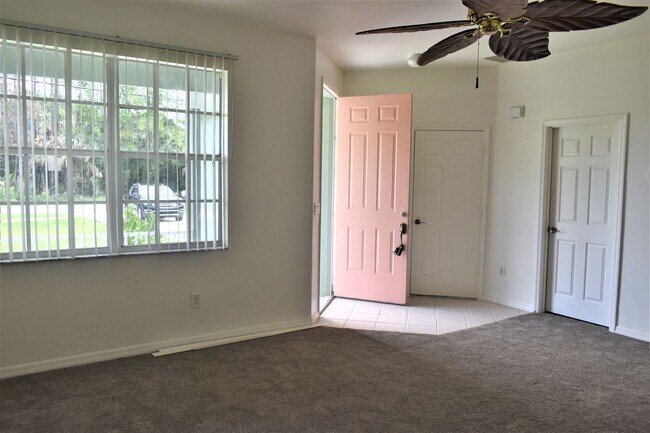 Building Photo - 3 br, 2 bath House - 5421 S. Chamberlain Blvd